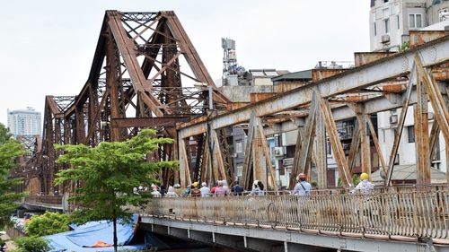 Long Bien Bridge