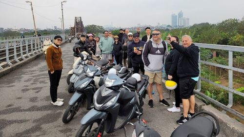 Hanoi city Tour & Street Food Adventure by Scooter